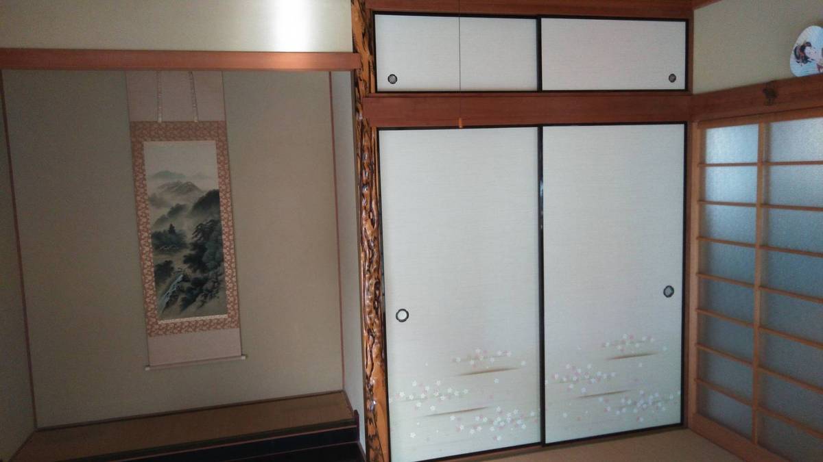徳島市　住吉にて襖と障子の張り替え、畳とプリーツスクリーンを新調しました After画像