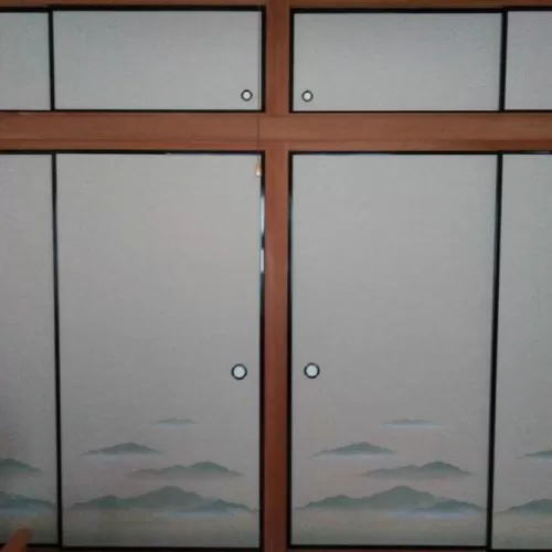 徳島市　北田宮町にて襖の張り替えですのサムネイル